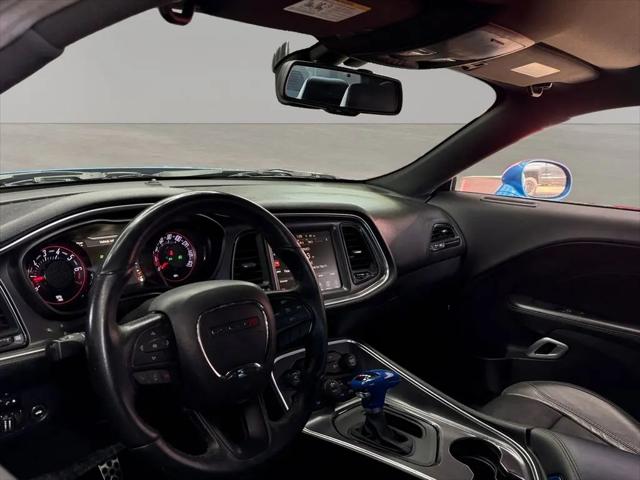 2016 Dodge Challenger SXT Plus