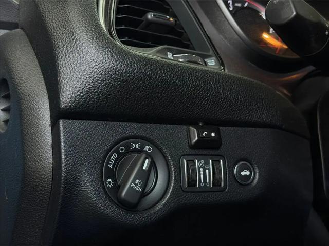 2016 Dodge Challenger SXT Plus