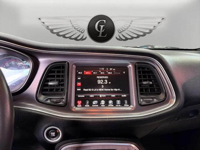 2016 Dodge Challenger SXT Plus