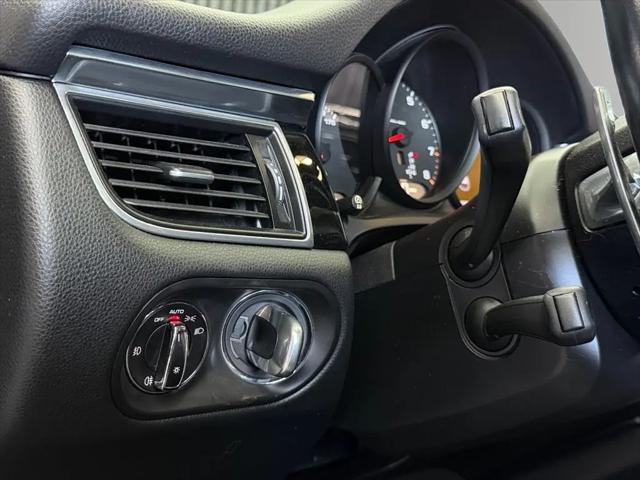 2018 Porsche Macan Sport Edition