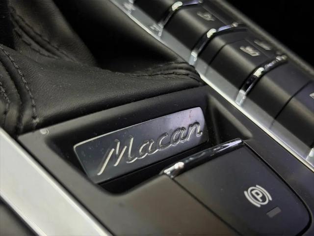 2018 Porsche Macan Sport Edition