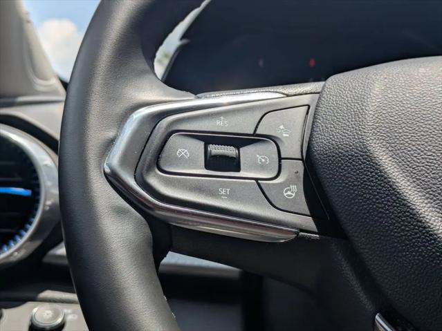 2025 Chevrolet Trax FWD LT