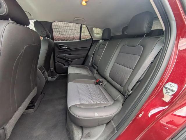 2025 Chevrolet Trax FWD LT