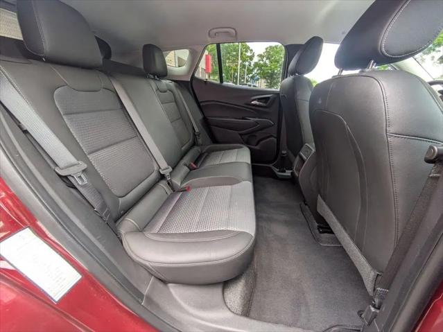 2025 Chevrolet Trax FWD LT
