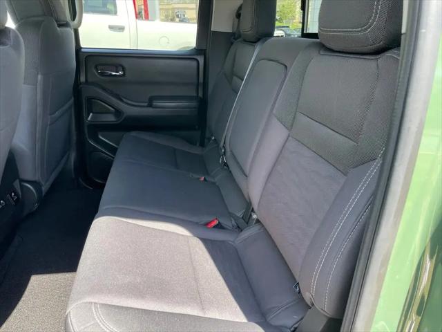 2023 Nissan Frontier Crew Cab SV 4x4