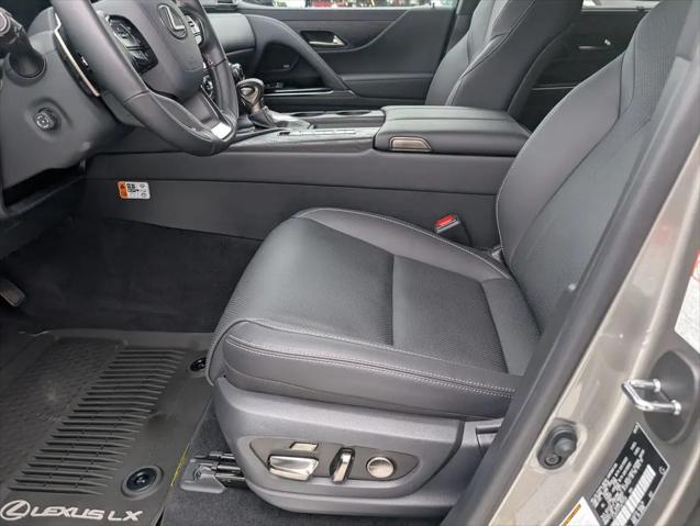2025 Lexus LX Luxury