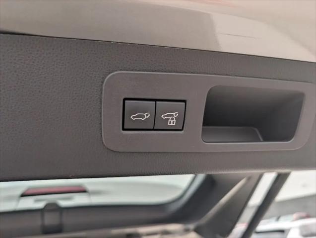 2025 Lexus LX Luxury