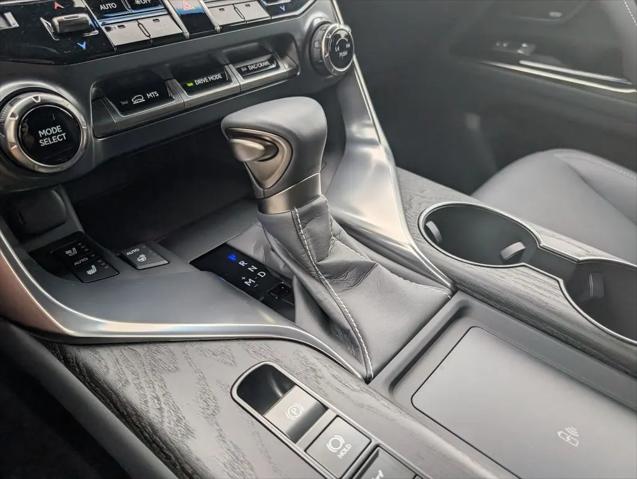 2025 Lexus LX Luxury