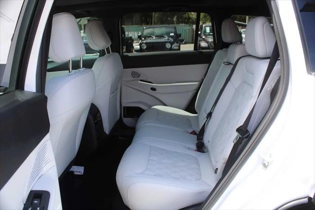 2026 Jeep Cherokee Overland 4x4
