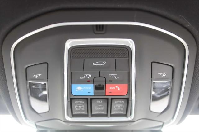 2026 Jeep Cherokee Overland 4x4