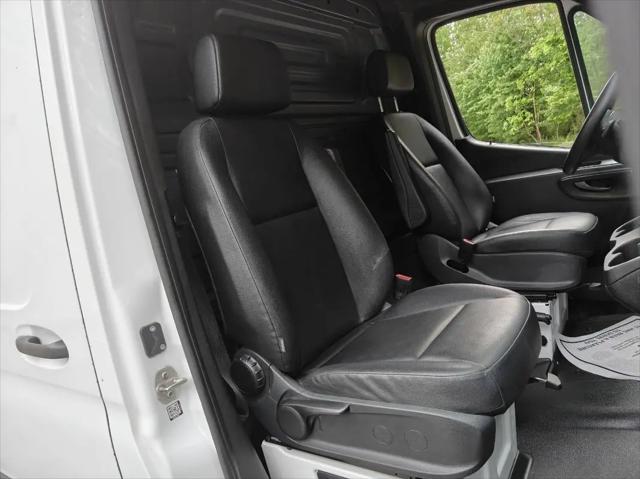 2019 Mercedes-Benz Sprinter 1500 Standard Roof I4