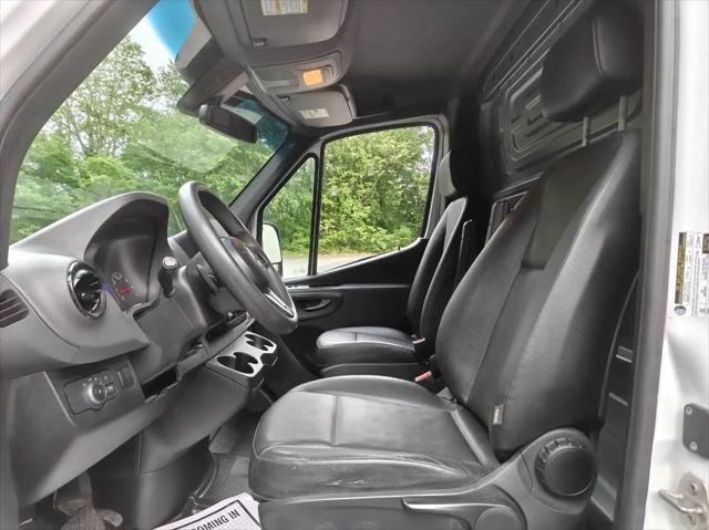 2019 Mercedes-Benz Sprinter 1500 Standard Roof I4