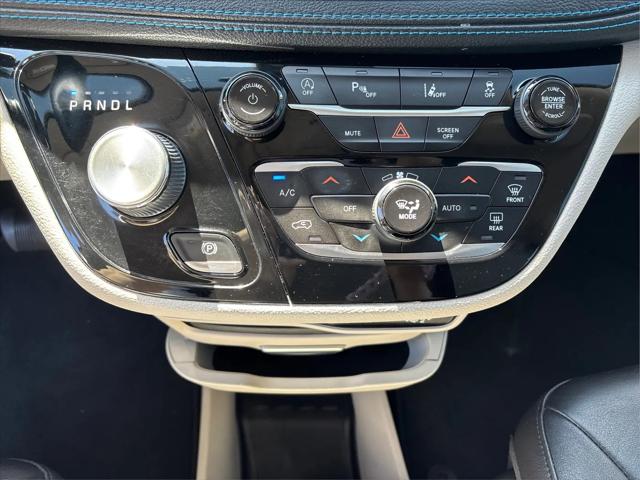 2021 Chrysler Pacifica Touring L