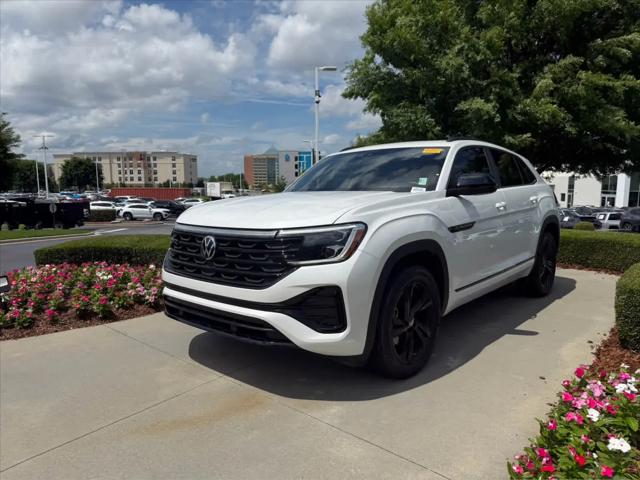 2026 Volkswagen Atlas Cross Sport SEL R-Line Black