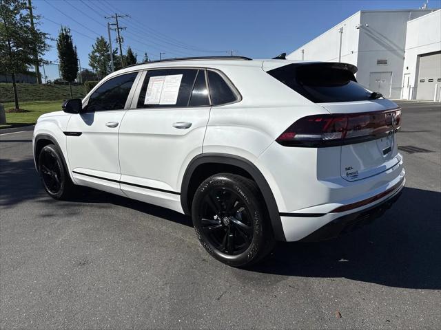2026 Volkswagen Atlas Cross Sport SEL R-Line Black