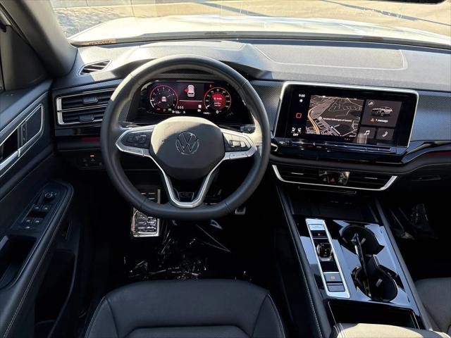 2026 Volkswagen Atlas Cross Sport SEL R-Line Black