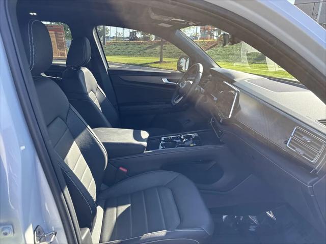 2026 Volkswagen Atlas Cross Sport SEL R-Line Black