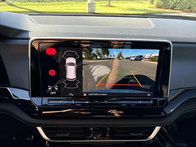 2026 Volkswagen Atlas Cross Sport SEL R-Line Black