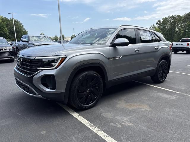 2026 Volkswagen Atlas Cross Sport SE with Technology