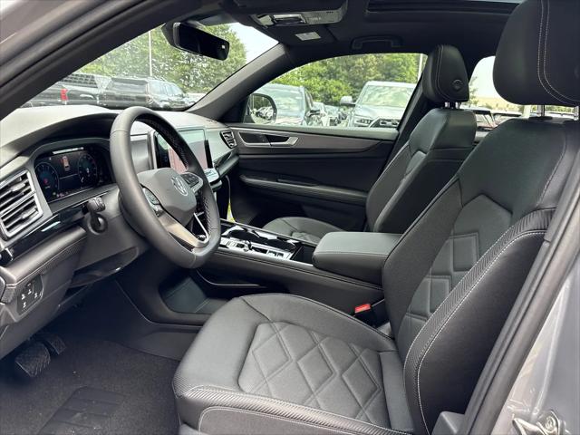 2026 Volkswagen Atlas Cross Sport SE with Technology