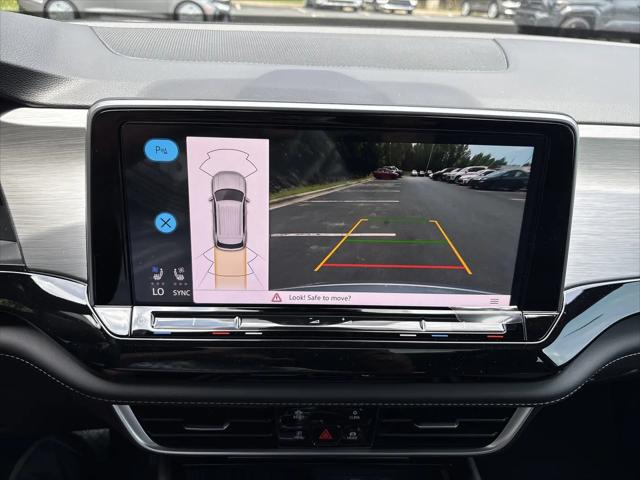 2026 Volkswagen Atlas Cross Sport SE with Technology