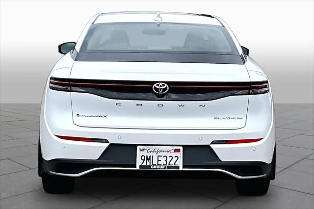 2024 Toyota Crown Platinum