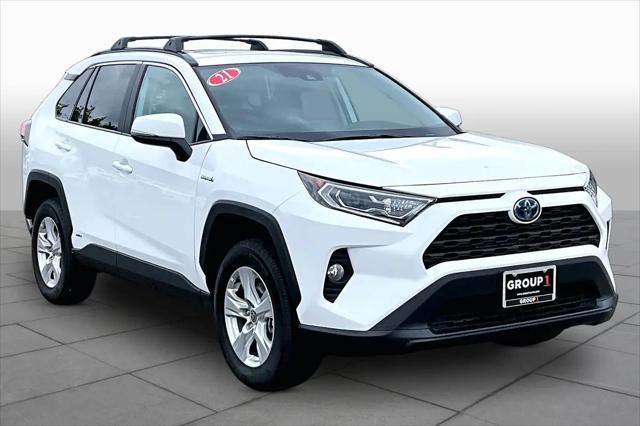 2021 Toyota RAV4 Hybrid XLE