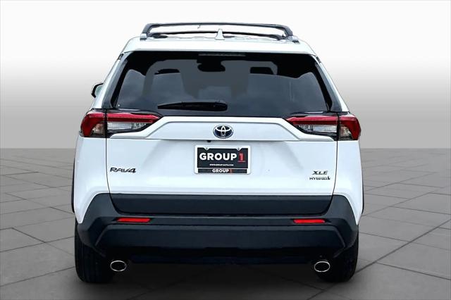 2021 Toyota RAV4 Hybrid XLE