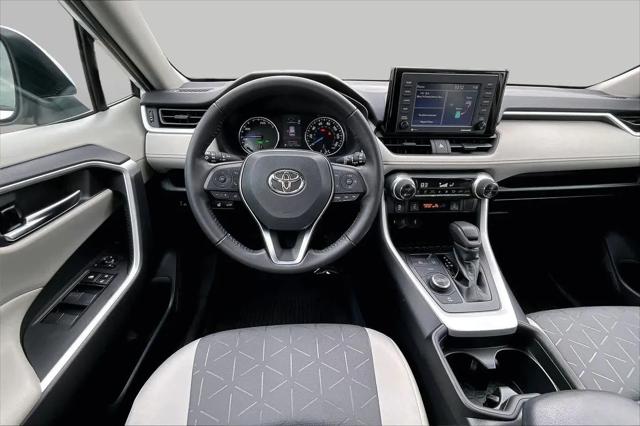 2021 Toyota RAV4 Hybrid XLE