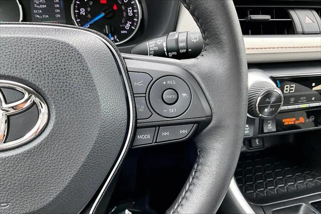 2021 Toyota RAV4 Hybrid XLE