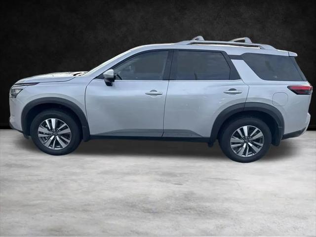 2025 Nissan Pathfinder SL FWD