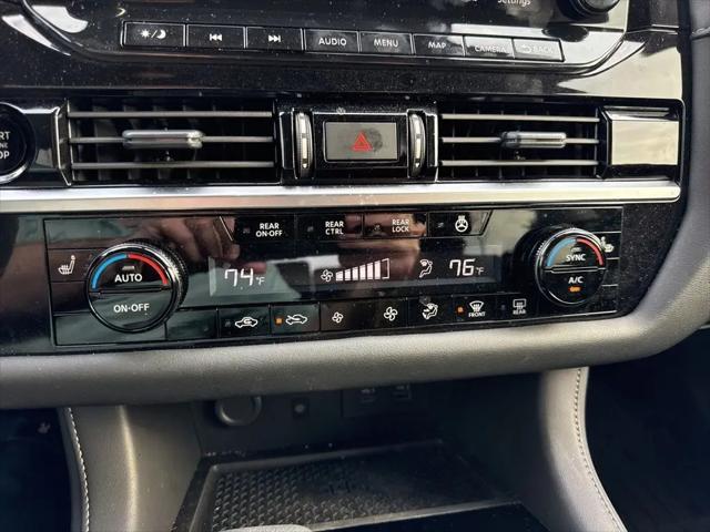2025 Nissan Pathfinder SL FWD