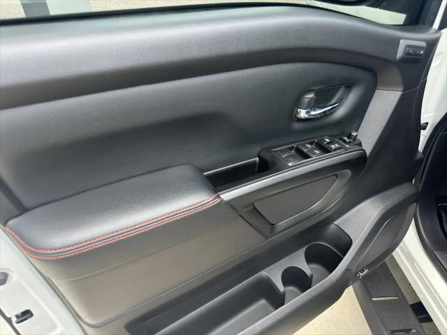 2023 Nissan Titan Crew Cab PRO-4X 4x4