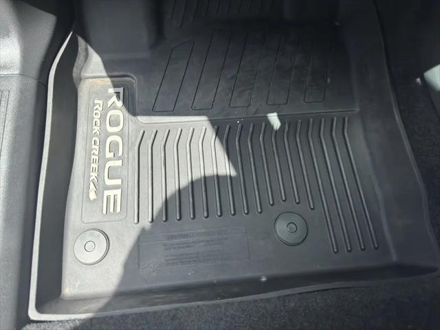 2025 Nissan Rogue Rock Creek