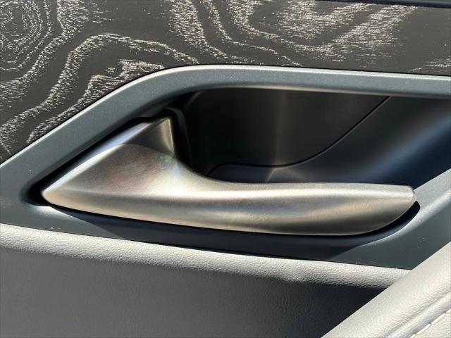 2024 Lexus LX Premium