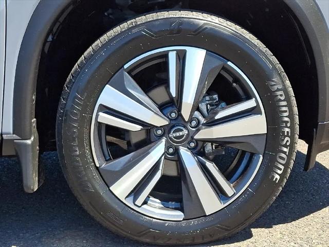 2023 Nissan Rogue SL Intelligent AWD