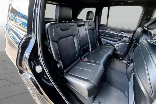 2022 Jeep Grand Cherokee Overland 4x4