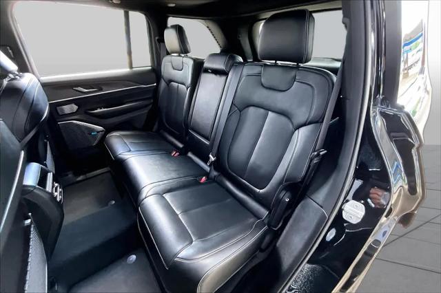 2022 Jeep Grand Cherokee Overland 4x4