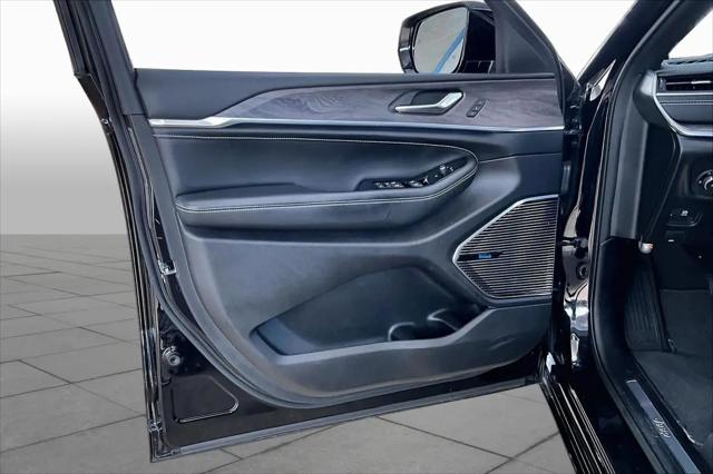 2022 Jeep Grand Cherokee Overland 4x4