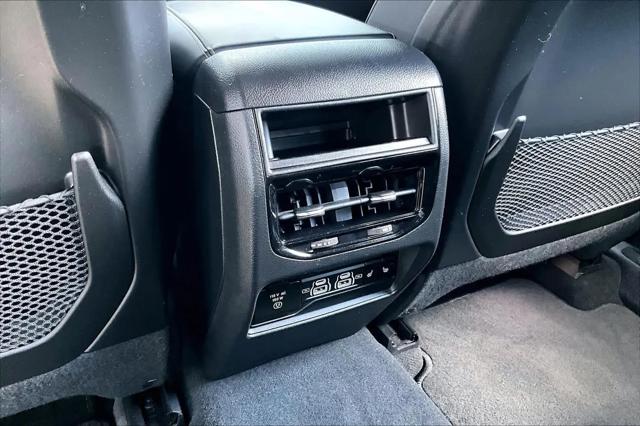 2022 Jeep Grand Cherokee Overland 4x4