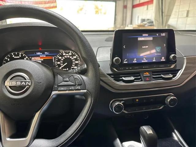 2024 Nissan Altima SV FWD