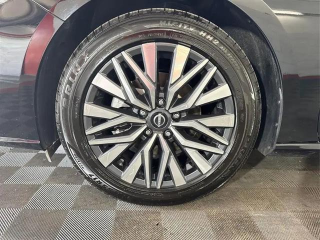 2024 Nissan Altima SV FWD