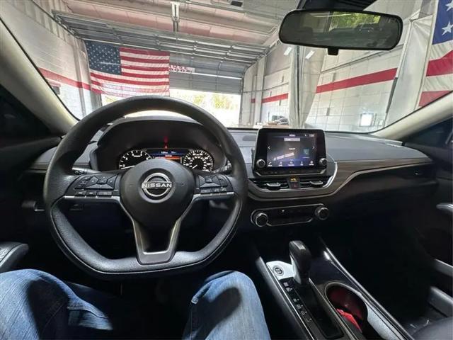 2024 Nissan Altima SV FWD