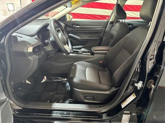 2024 Nissan Altima SV FWD