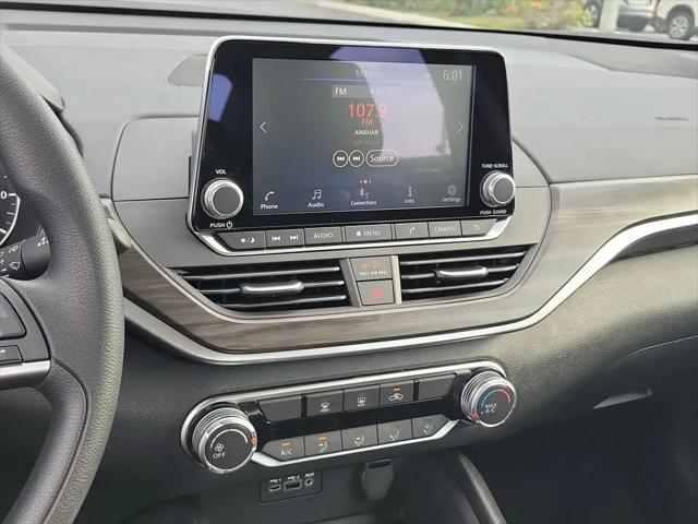 2026 Nissan Altima SV FWD