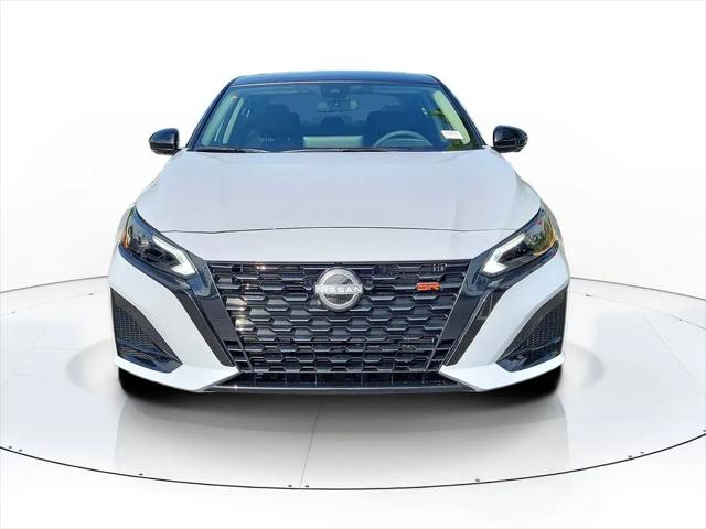 2026 Nissan Altima SR FWD