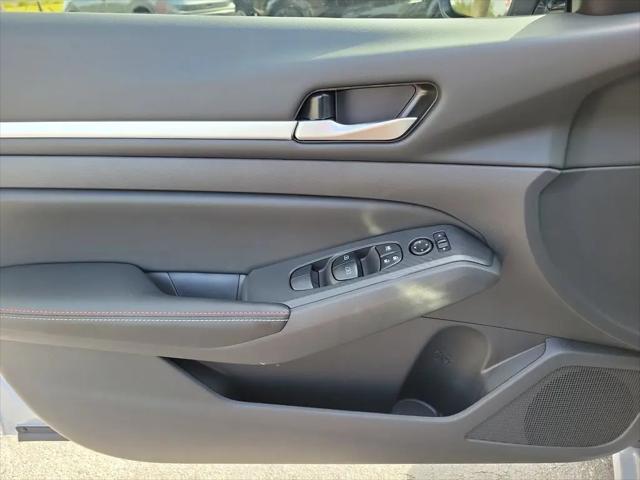 2026 Nissan Altima SR FWD