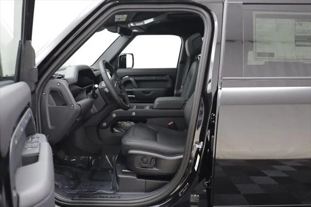 2026 Land Rover Defender P500 X-Dynamic SE