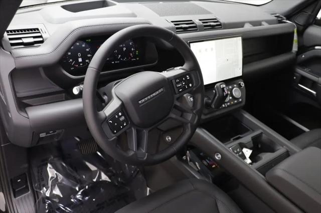 2026 Land Rover Defender P500 X-Dynamic SE
