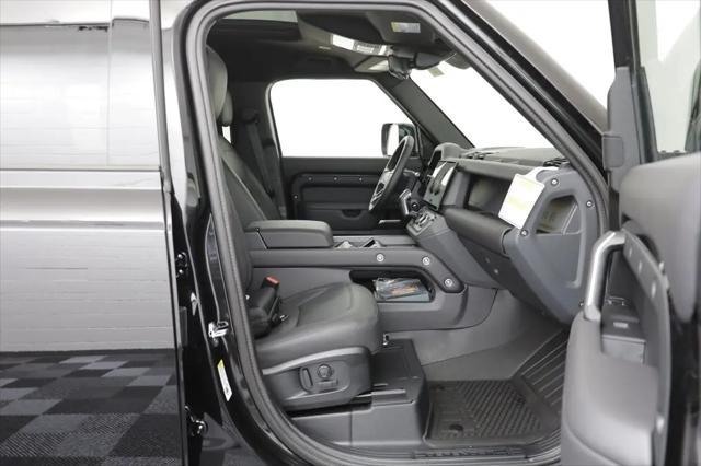 2026 Land Rover Defender P500 X-Dynamic SE